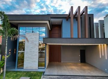 Casa de 4 quartos, Vicente Pires · Casa luxuosa, condomínio fechado, Vicente Pires, Rua 12, 4 suítes 