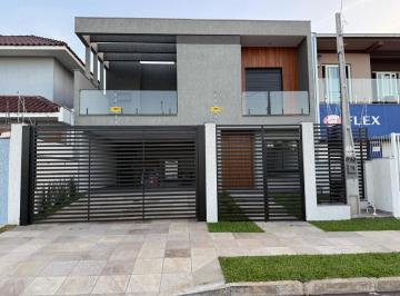 Casa · 197m² · 3 Quartos · 2 Vagas · Sobrado com Churrasqueira e Terraço em Canoas - Igara