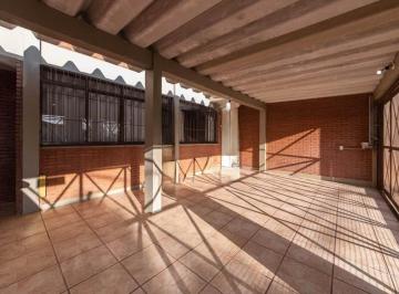 img0 · Casa à venda com 249m², 4 quartos e 4 vagas