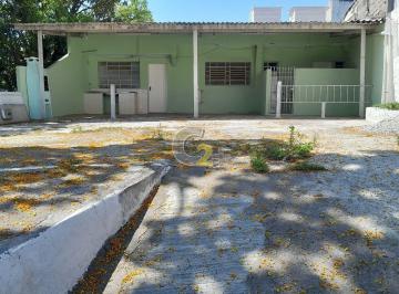 Casa · 307m² · 2 Quartos · 2 Vagas · Casa Térrea no Km 18  com 2 quartos e 2 garagens