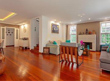 Casa · 351m² · 4 Quartos · 3 Vagas · Casa em condomínio com piscina e perto do metrô no Alto da Boa Vista