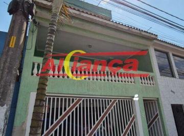 Casa · 215m² · 3 Quartos · 4 Vagas · Sobrado 215m²  á venda em Cumbica, 3 dormitórios,  churrasqueira e 4 vagas
