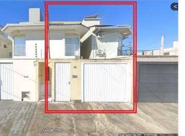 Casa · 87m² · 2 Quartos · 1 Vaga · Sobrado Geminado em Barra do Aririú, Palhoça/SC