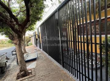 Casa · 450m² · 3 Quartos · 3 Vagas · Casa a venda - 03 dorm e piscina