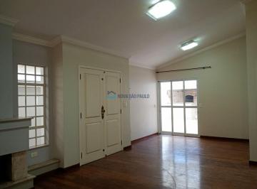 Casa · 150m² · 4 Quartos · 4 Vagas · Casa térrea à venda na Vila Mariana com 4 quartos e 4 vagas de garagem.