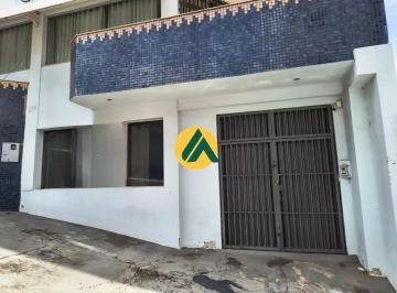 Comercial · 900m² · Excelente Oportunidade de Locação.