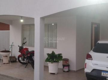 Casa · 157m² · 3 Quartos · 2 Vagas · Casa Padrão em Araraquara