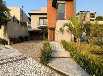 Casa · 217m² · 4 Quartos · 4 Vagas · Casa à Venda no Condomínio Granja Anitta, Mogi das Cruzes/SP
