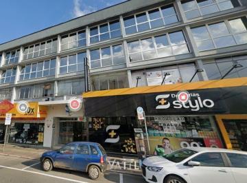 Comercial · 95m² · Sua nova sala comercial para locação no Centro – 95 m²