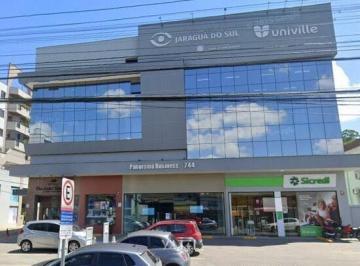 Comercial · 340m² · Loja com visibilidade máxima no coração da cidade - 340,40 m²