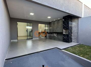 Casa · 116m² · 3 Quartos · 2 Vagas · Casa Padrão 3/4 sendo uma suíte com closet