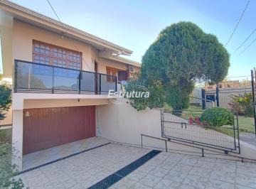 Casa · 298m² · 3 Quartos · 6 Vagas · Linda casa na Vila Tropical com 3 dormitórios sendo 1 suíte