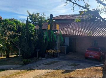 Casa · 5 Quartos · Casa com 05 dormitórios em Condomínio