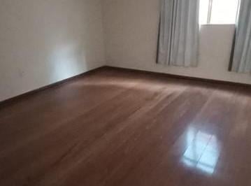04faed86bd40b5329fd589a45bde67e1.jpg · Casa com 5 quartos à venda em Itabira, no bairro São Pedro