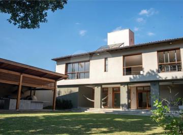 Casa · 760m² · 4 Quartos · Casa com 4 quartos à venda em Santo amaro - SP