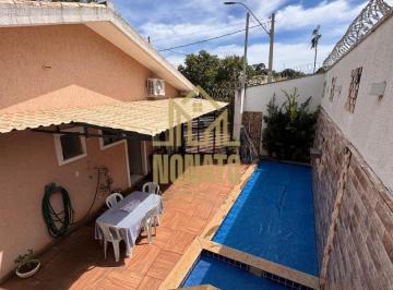 Casa · 200m² · 3 Quartos · Casa à venda - em Capuava