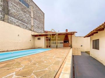 Casa · 360m² · 3 Quartos · Casa à venda - em Trindade