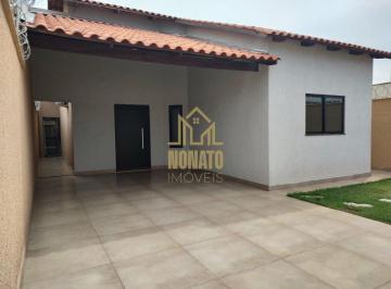 Casa · 240m² · 3 Quartos · Casa à venda - em Moinho dos Ventos