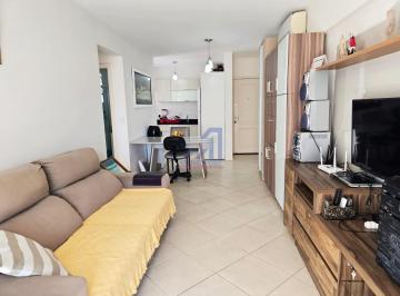 Apartamento de 2 quartos, Florianópolis · APARTAMENTO 2 quartos 1 suíte no bairro ITACORUBI em FLORIANOPOLIS/SC