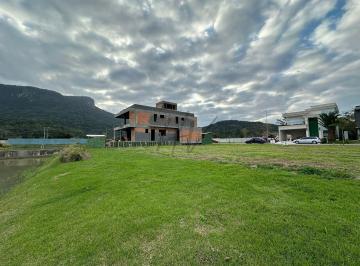 Terreno · 300m² · Terreno em Condominio