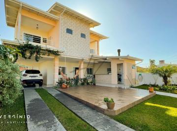 Casa · 284m² · 5 Quartos · 3 Vagas · Casa com 5 suites na Praia do Sonho, Pinheira - Palhoça/SC