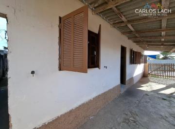 Casa · 140m² · 4 Quartos · 2 Vagas · Casa à venda no bairro Progresso - Laguna/SC