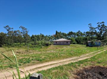 Rural · 2520m² · 4 Quartos · 2 Vagas · Chácara à venda no bairro Estreito - Laguna/SC