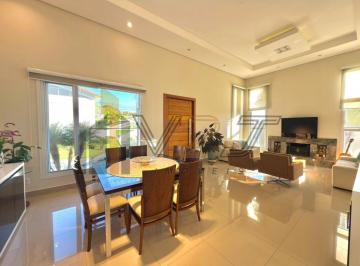 Sala de jantar/lareira · Casa térrea à venda no condomínio Vila Hípica II em Vinhedo - SP