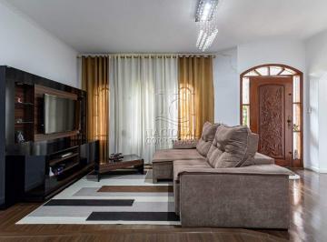 Casa · 207m² · 3 Quartos · 5 Vagas · Excelente oportunidade, casa assobradada com fino acabamento para venda na Vila Metalúrgica, Santo A