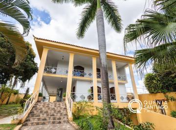 Casa · 660m² · 6 Quartos · 6 Vagas · Linda casa de esquina com 6 quartos em Taguatinga Sul