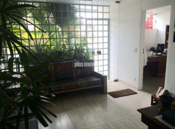 Casa · 94m² · 1 Quarto · Casa à venda localizado na Rua Amaro Cavalheiro