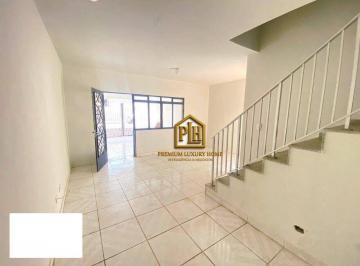 cdd22e74147d48c68d5cf6442ea8b00f7205a0a7 · Casa com 3 dormitórios para alugar, 150 m² por R$ 4.975,00/mês - Centro - Atibaia/SP