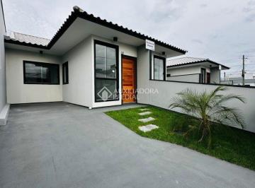 744963_ik83664N4JTCsr9_74496368cedbd1d3c66.jpg · Casa geminada com 2 quartos, sala, cozinha, banheiro e vaga de garagem.