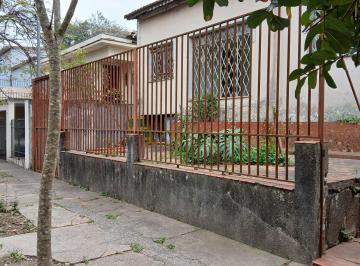 Casa de 3 quartos, São Paulo · Casa antiga com ótimo terreno