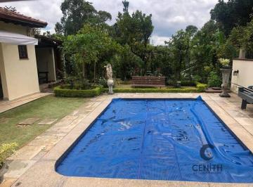 Casa · 220m² · 3 Quartos · 6 Vagas · Linda Casa Térrea no Condomínio São Paulo II – Granja Viana