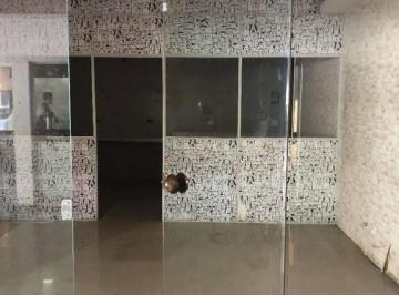 Comercial · 24m² · Sala Comercial Pronta para Petshop em Localização Privilegiada!