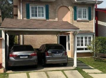 Casa · 219m² · 3 Quartos · 4 Vagas · Charmosa Casa com 3 suítes, em condomínio exclusivo na Granja Viana