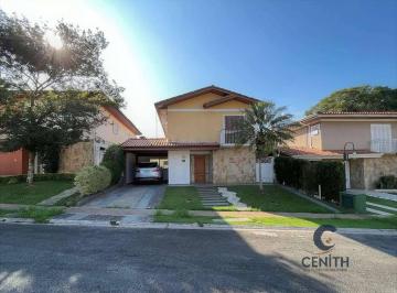 Casa · 360m² · 4 Quartos · 2 Vagas · BAIXOU O PREÇO! Sobrado Aconchegante com 4 Dormitórios e Lazer Completo!