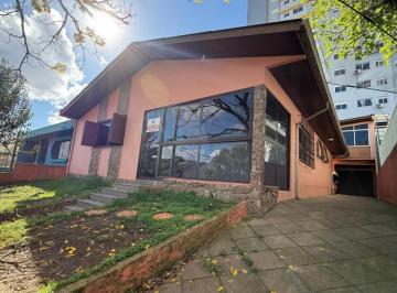 41426002_g.jpg ·
Casa térrea | 03 dormitórios | Petrópolis