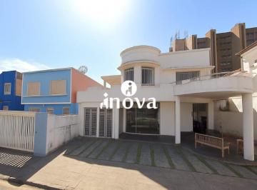 Casa · 700m² · 4 Quartos · 2 Vagas · Casa comercial à venda, bairro Centro 