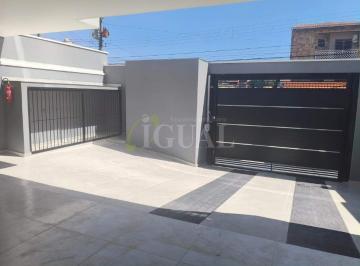 Apartamento · 49m² · 2 Quartos · 1 Vaga · Apartamento sem condomínio com elevador a venda na Vila Curuçá em Santo André/SP