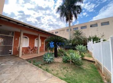 Casa · 260m² · 3 Quartos · 4 Vagas · Casa com 3 dormitórios à venda, 260 m² por R$ 1.300.000,00 - Bela Vista - Londrina/PR