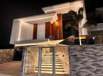Casa · 240m² · 3 Quartos · 2 Vagas · Casa à venda no bairro Pedra Branca - Palhoça/SC