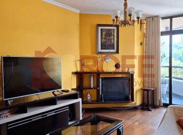 Apartamento · 135m² · 3 Quartos · 2 Vagas · O Condomínio Edificio Melbourne está localizado em Rua dos Brasões