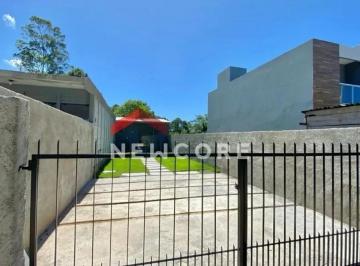 Casa · 15m² · 1 Quarto · 2 Vagas · Casa em Servidão Joesi Guimarães da Silva - São João do Rio Vermelho - Florianópolis/SC
