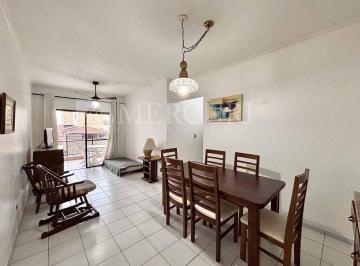45b648a0f1e87cc18e5ada6150aff027d2f35241 · Apartamento no Guarujá, Enseada, 2 Quartos, Sendo 1 Suíte e Varanda com Vista Parcial - Mercuri Imóv