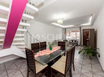Casa · 130m² · 3 Quartos · 1 Vaga · Casa de 130m² com 3 dormitórios e área gourmet no Jd. Cupecê