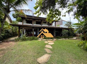 715de5a274ef0db4b9e3929cbc607bf8d22ba34f · Casa de Alto Padrão para Temporada – 6 Suítes, Acomoda até 20 Pessoas, Piscina, Lareira e Amplo Espa