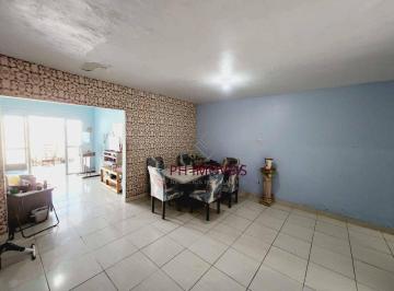 a982ff7e4f9832bf1845e7906963949b7c6cf440 · Casa com 4 dormitórios sendo 3 suítes no Bairro do Trapiche - 384m²