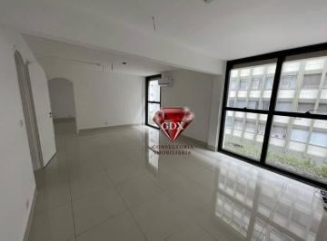 fb21b5751f6a78918af97115e29e64eb5ce39b8d · Conjunto comercial